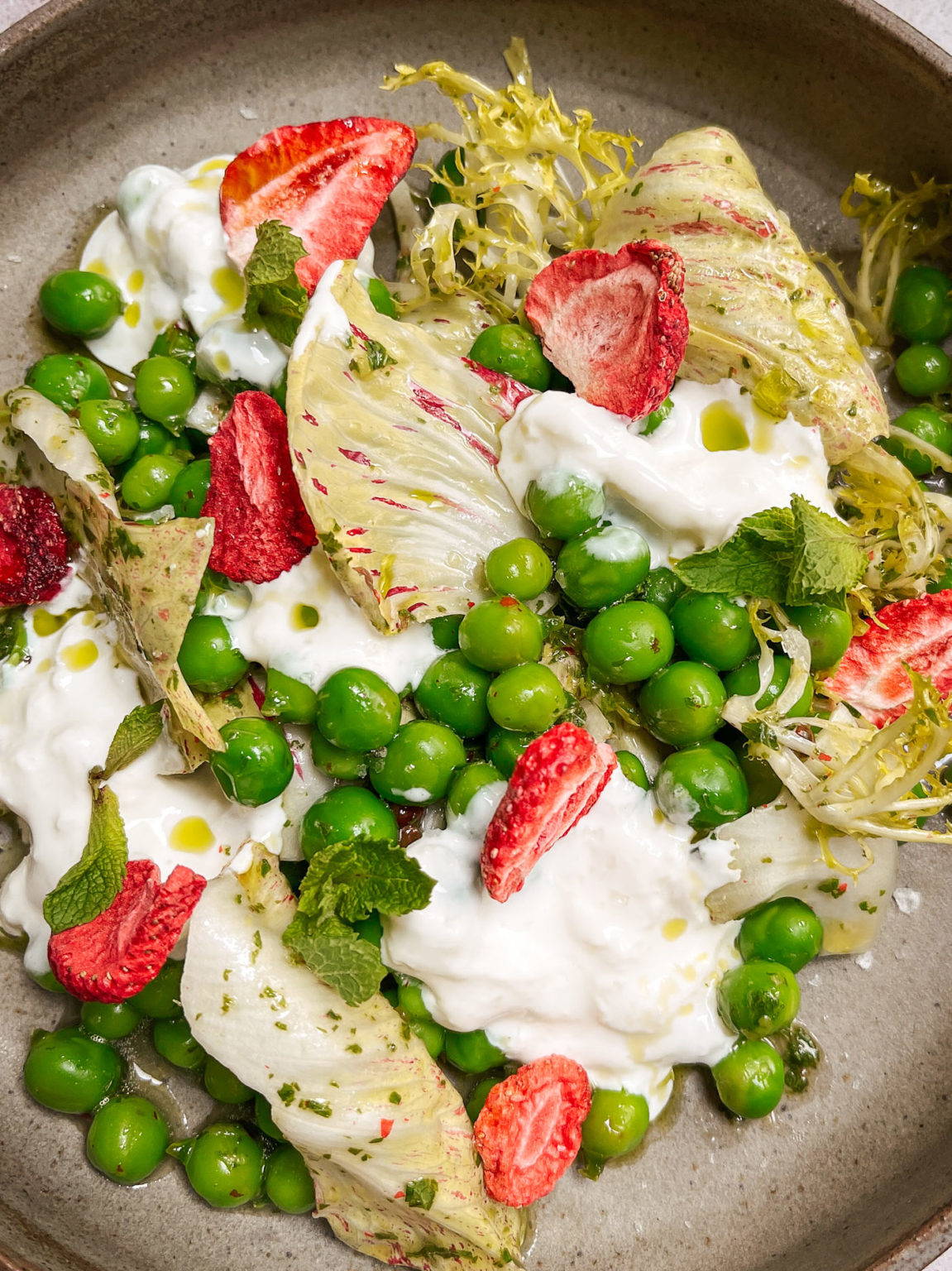 Green peas salad with stracciatella, Tanti restaurant, Budapest