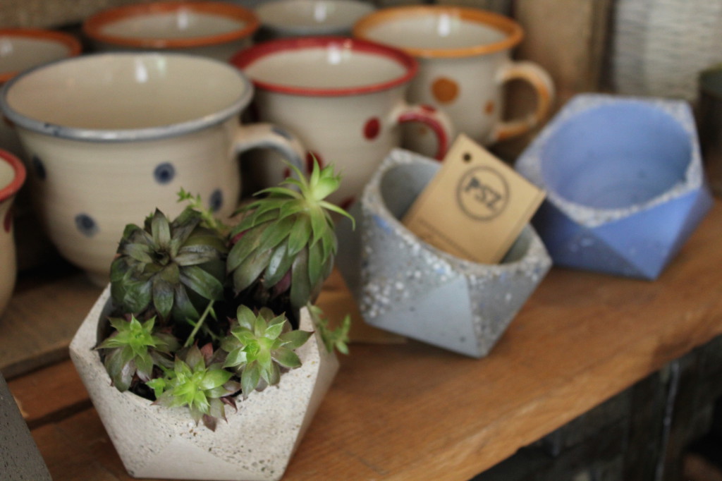 Concrete pots at Pesti Szatócs, Budapest