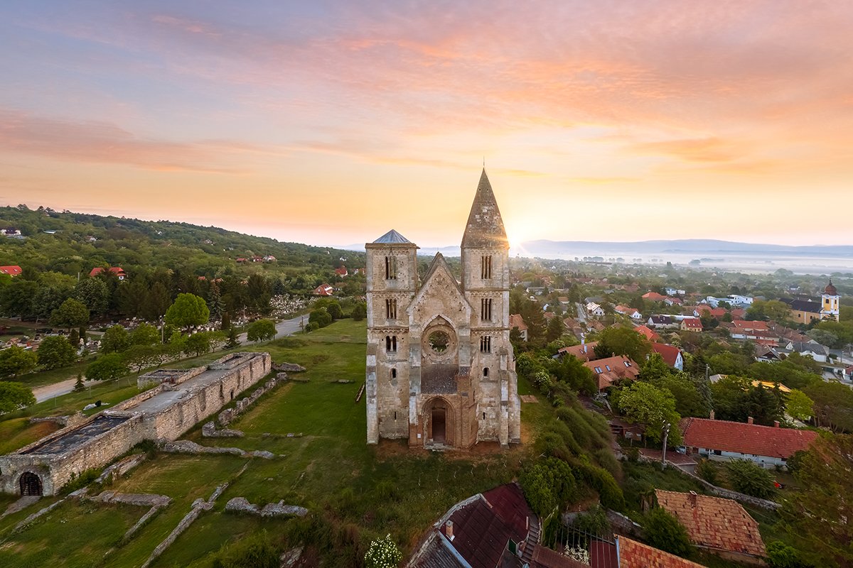 The ruined church of Zsámbék is just half an hour from Budapest, and a great addition to an Etyek wine tour
