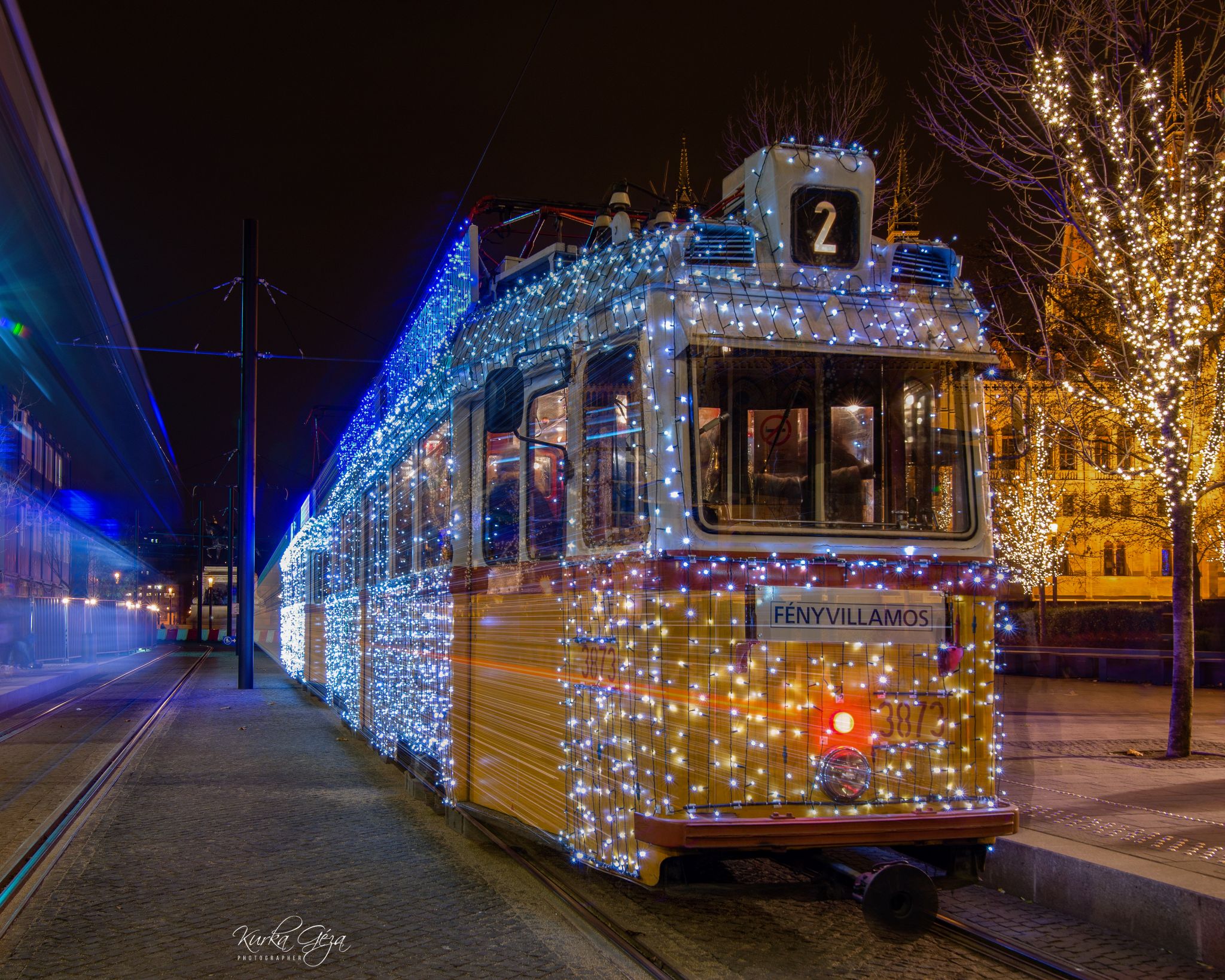 Budapest Christmas Light Tram - Christmas Tour Budapest