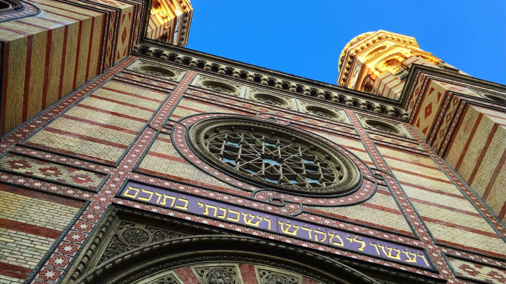 Great Synagogue in Budapest - Private Jewish Tour Budapest